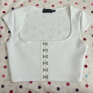 white hook crop top ✿ 𓈒 *